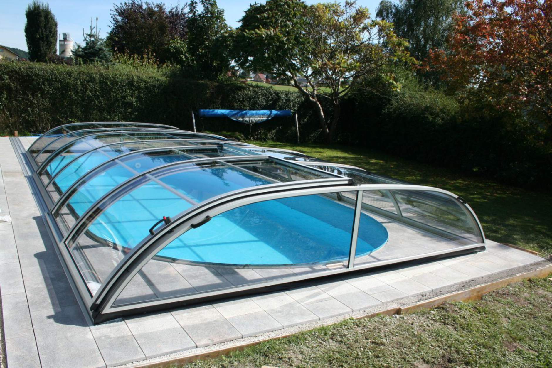 Pooltak Symphonie Omonterat